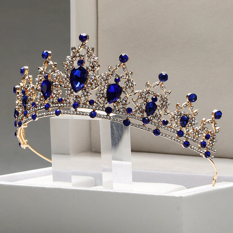 Headwear with a Blue Colour Ladies Exquisite Crown Retro Queen Tiaras