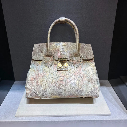 High-End Designer Snake Print Leather Handbag: Trendy Large Capacity Crossbody Fashion Bag for Women