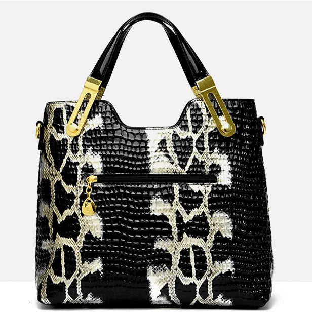 Luxury Fashion Snake Pattern Women Handbags New Genuine Leather Large Capacity  Shoulder  Bag.