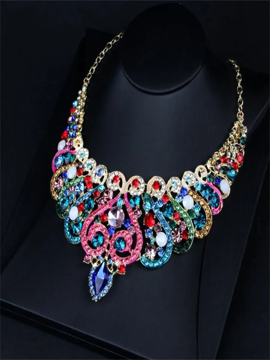 Retro temperament crystal necklace earrings set High-grade alloy jewelry accessories for woman