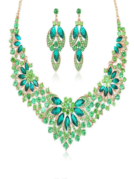 Flowers exaggerated luxury jewelry, new style retro necklace set, High-grade alloy jewelry accessories for woman